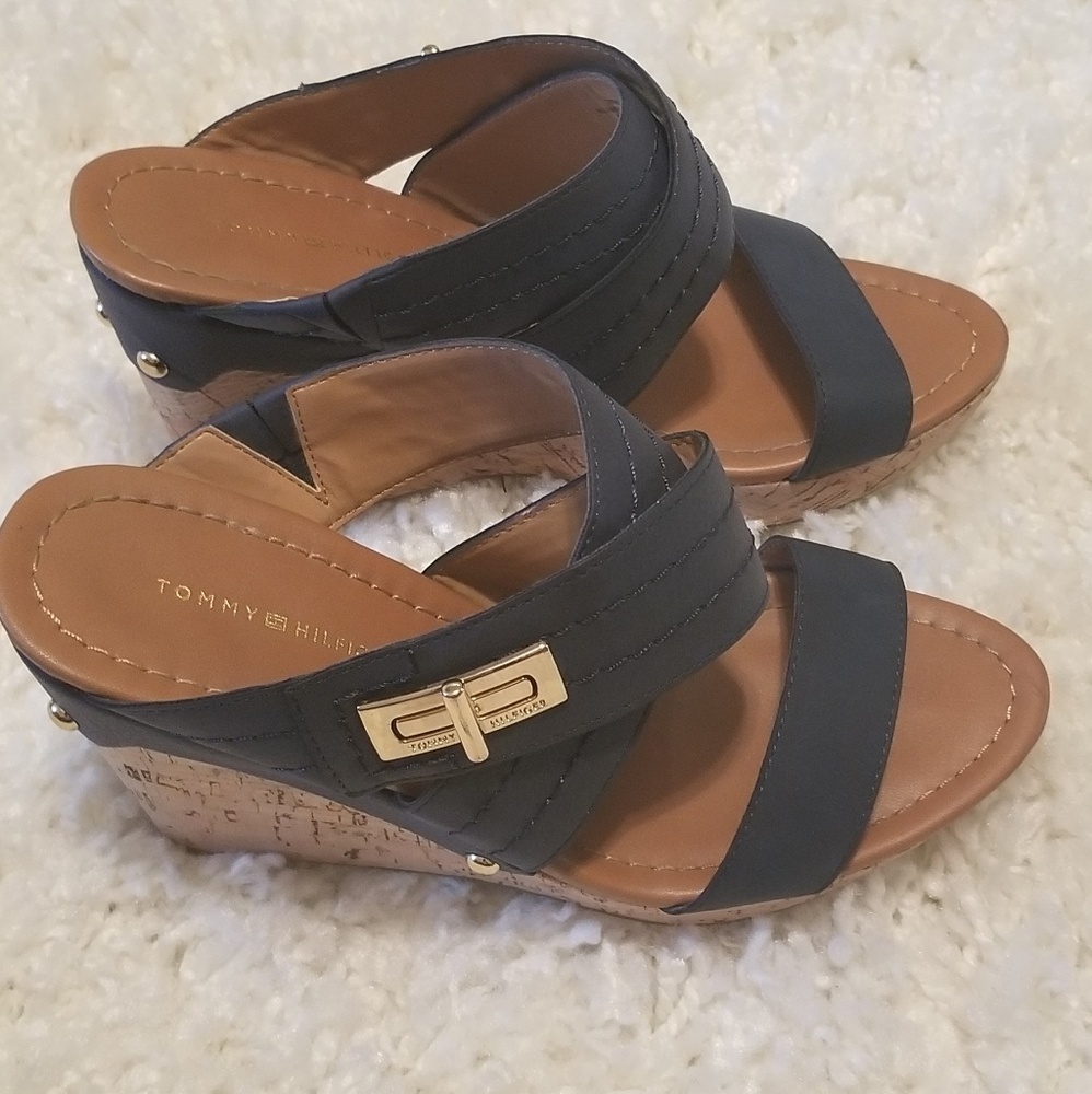 TOMMY HILFIGER "MILI" CORK WEDGE SANDALS Sz 7.5